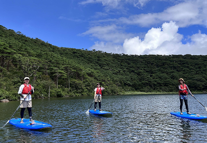 火口湖畔沁涼體驗